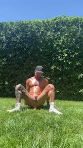 @BruceJonesXXXs video Tweet