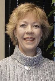 Kelly Showalter's Instagram, Twitter & Facebook