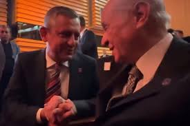 Özgür Özel ile Devlet Bahçeli'den samimi sohbet