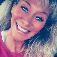 Nicole Trail's Instagram, Twitter & Facebook