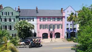 It is one of the most photographed locations in all charleston, south carolina. Historic Rainbow Row Charleston South Carolina Youtube