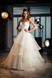 Weitere ideen zu hochzeitskleid lang, hochzeitskleid, hochzeit. Brautkleid Tull Volantrock Prinzessin Dress My Yes Mode Bosckens