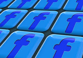Facebook フェイスブックの投稿の文字が大きいのはなぜ と指摘される