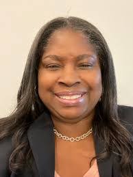 Elisa Murphy's Instagram, Twitter & Facebook