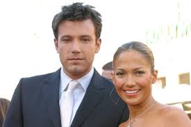 May 26, 2021 · ben affleck joins jennifer lopez and daughter emme for dinner alex rodriguez is playing the field amid bennifer blowout jennifer lopez's engagement ring from ben affleck could be worth $11m today Jennifer Lopez Und Ben Affleck Mit Charme Zieht Er Ihre Familie Auf Seine Seite Brigitte De