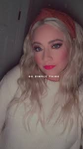 Songs Abt Being in Love with A Blonde