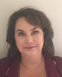 Holly Mullins's Instagram, Twitter & Facebook