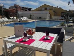 HOTEL EVE - Prices & Reviews (France/Herault)