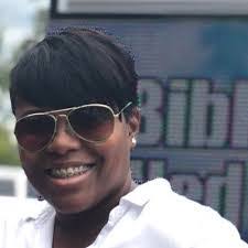 Kimberly Pettigrew's Instagram, Twitter & Facebook