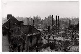 On 1 september 1939 germany invaded poland, and on 17 september the soviet union attacked from the east. Invasion Of Poland Fall 1939 Holocaust Encyclopedia