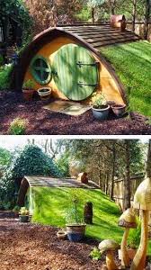 Would Be A Great Garden Shed Web Link Is Bullsh T I Just Like The Picture Garten Haus Und Garten Hintergarten