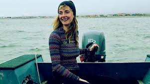 Reanne evans mbe (born 25 october 1985) is an english snooker player and the reigning world women's snooker champion. Emily Riedel Net Worth How Rich Is The Bering Sea Gold Star