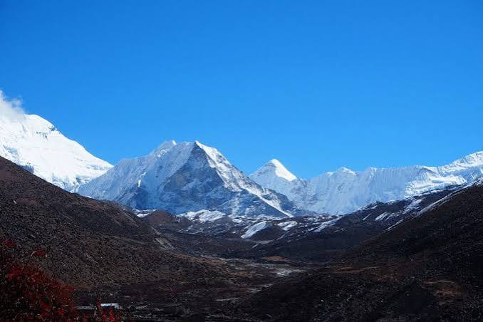 API (7,123m)