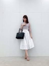 骨格ウェーブに似合うコーデ特集 30代40代女性がもっと輝くファッションのコツ 趣味女子を応援するメディア めるも コーデ 40代 女性 ファッション