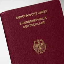 In deutschland wird regelmäßig und bisweilen heftig über das thema doppelte staatsangehörigkeit gestritten. Betrug 300 Neuburger Mussen Ihren Deutschen Pass Wieder Abgeben Stern De