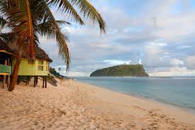 Specialized on helping our guests achieve relaxation and overall wellness while sharing with them our cultural roots, naroa spa offers a broad variety of fusion services, which combines the latest massage styles and wellness treatments tendencies, with the most typical goods and flowers grown in monteverde. Sudsee Paradies Samoa Bravebird