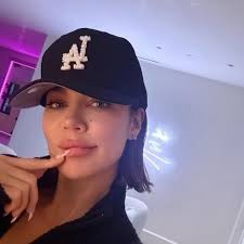 Khloé Kardashian fanpage