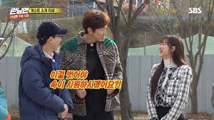 Get closer with leekwangsoo & his girlfriend and family thank you leekwangsoo today.his last day in runningman. Running Man Cast Teases Lee Kwang Soo About Oh My Girl S Yooa His Girlfriend Soompi