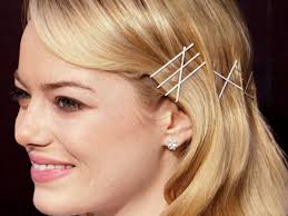 Cute half up with bobby pin. 5 Best Ways To Use Bobby Pins To Create Cute And Trendy Hairstyles Boldsky Com