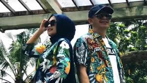 A live signature is an image of a signature that looks like a real, handmade, signature. Viral Wanita Dilamar Ayah Sahabatnya Sosok Calon Suami Bikin Salah Fokus