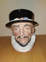 Royal Doulton D6206 Beefeater Toby Jug Mug 6 1/2 Inches Tall Made in  England Collectible Figurine