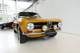 Image result for Giallo 1974 Alfa-Romeo