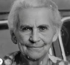 Hazel Lay's Instagram, Twitter & Facebook