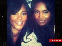 Kim Porter's Instagram, Twitter & Facebook