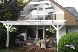 Ein Holz Terrassendach Der Marke Rexocomplete 6m X 3 5m Mit Stegplatten Bei Diesem Dach Kamen Individuelle Holzquersch Terrassendach Stegplatten Terrassen Dach