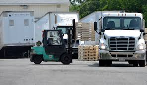 We use nails and lumber': Shipping pallets in short supply as ...