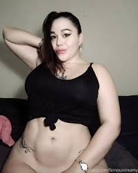 Wett Diamond hot squirt - watch her gush