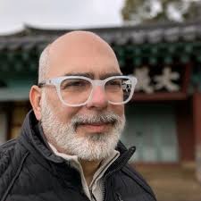 Als Jurymitglied und Co-Initiatorin des „Bewährt vor Ort“-Siegels freue ich  mich, wegweisende kommunale Lösungen im Bereich „Verwaltung von morgen“  auszuzeichnen