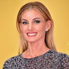 Faith Hill: Biography, Country Music Singer Songs, Children