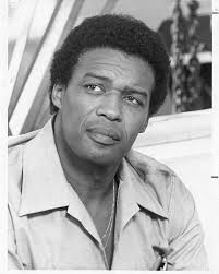 Bernie Casey, was a great actor who had roles in a lot of great movies! ❤️✨