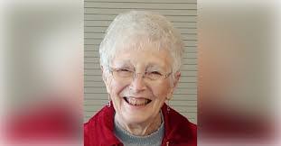 Rae Starr's Instagram, Twitter & Facebook