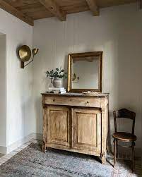 I like creamy whites in an eggshell or pearl finish for just a little bit of sheen. Client Me Myself And I Can T Make Up My Mind A Progress Tour Pt 3 All Sorts Of