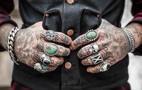 Wings circles logo temporary tattoo! 6 Signs You Re Going To Regret That New Tattoo Men S Health