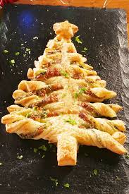With just a little creativity, these cute party recipes will be sure to dazzle your guests. 67 Easy Christmas Appetizers Best Holiday Party Appetizer Ideas