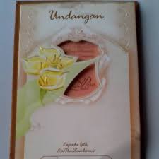 Yang akan membuat undangan pernikahan anda tampil beda. Facebook