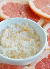 Want more fall recipes that call for essential oils? Grapefruit Sea Salt Body Scrub Recipe Wonkywonderful