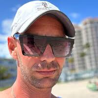 20+ "Noel Guerra" profiles