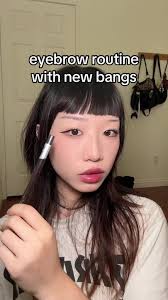 Grunge Bangs over The Eyebrows