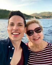 Sean Patrick Doyle (@seanpatrickdoyle_) • Instagram photos and videos