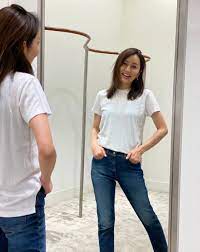矢田亜希子『Tシャツデニム』 | 矢田 亜希子, デニム ファッション, ファッション
