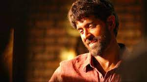 Hrithik, the one whose dance moves can make anyone tap their feet, his chiseled body. Hrithik Roshan Upcoming Movies List 2018 2019 The Cinemaholic