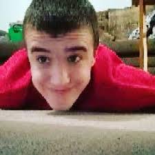 Eli Zook's Instagram, Twitter & Facebook