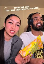 Pineapple Fruit Riot Recip4