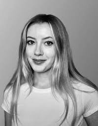 Ally Roth's Instagram, Twitter & Facebook