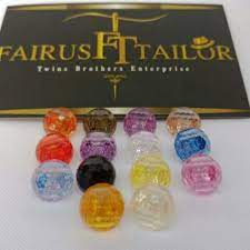 Pengait tas atau cantolan tas warna emas/gold dengan ukuran lebar 1,5 cm. Butang Kristal 12 Biji