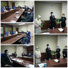 Sistem temujanji ini boleh dibuat untuk pendaftaran kes di 12 mahkamah syariah daerah diseluruh negeri sabah. Imigresen Sabah A Twitter Sesi Ceramah Bertajuk Dokumen Pengenalan Diri Bukan Warganegara Dalam Urusan Rasmi Kerajaan Di Negeri Sabah Disampaikan Oleh 1 Pn Alisa Phang Thaw Moi 2 Pn Noor